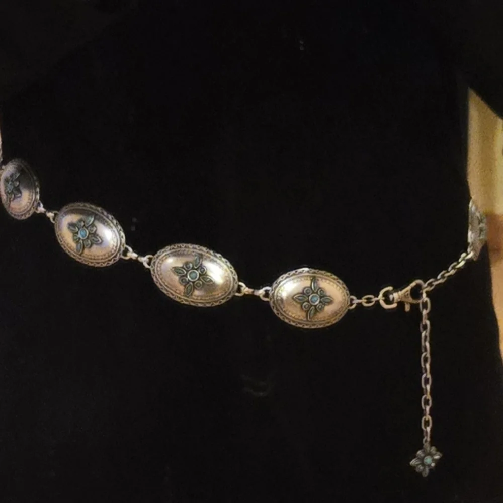 Floral Accented Silver and Turquoise Chain Belt